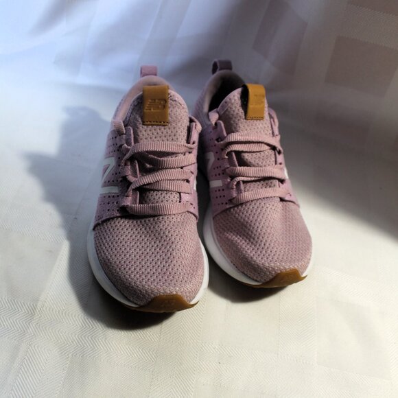 New Balance Fresh Foam Sneakers, Running Shoes, Pink, 5.5 - Picture 2 of 8